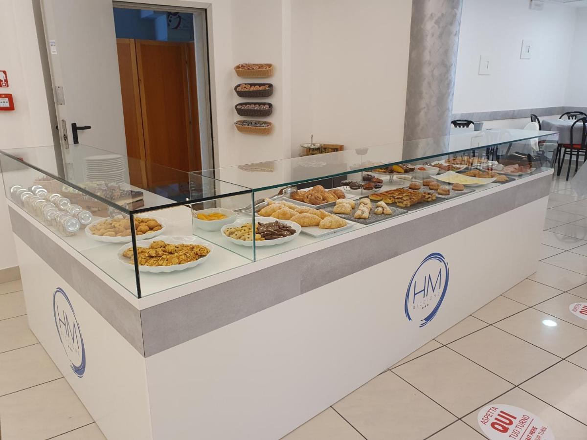 Hotel Marina Riccione Luaran gambar