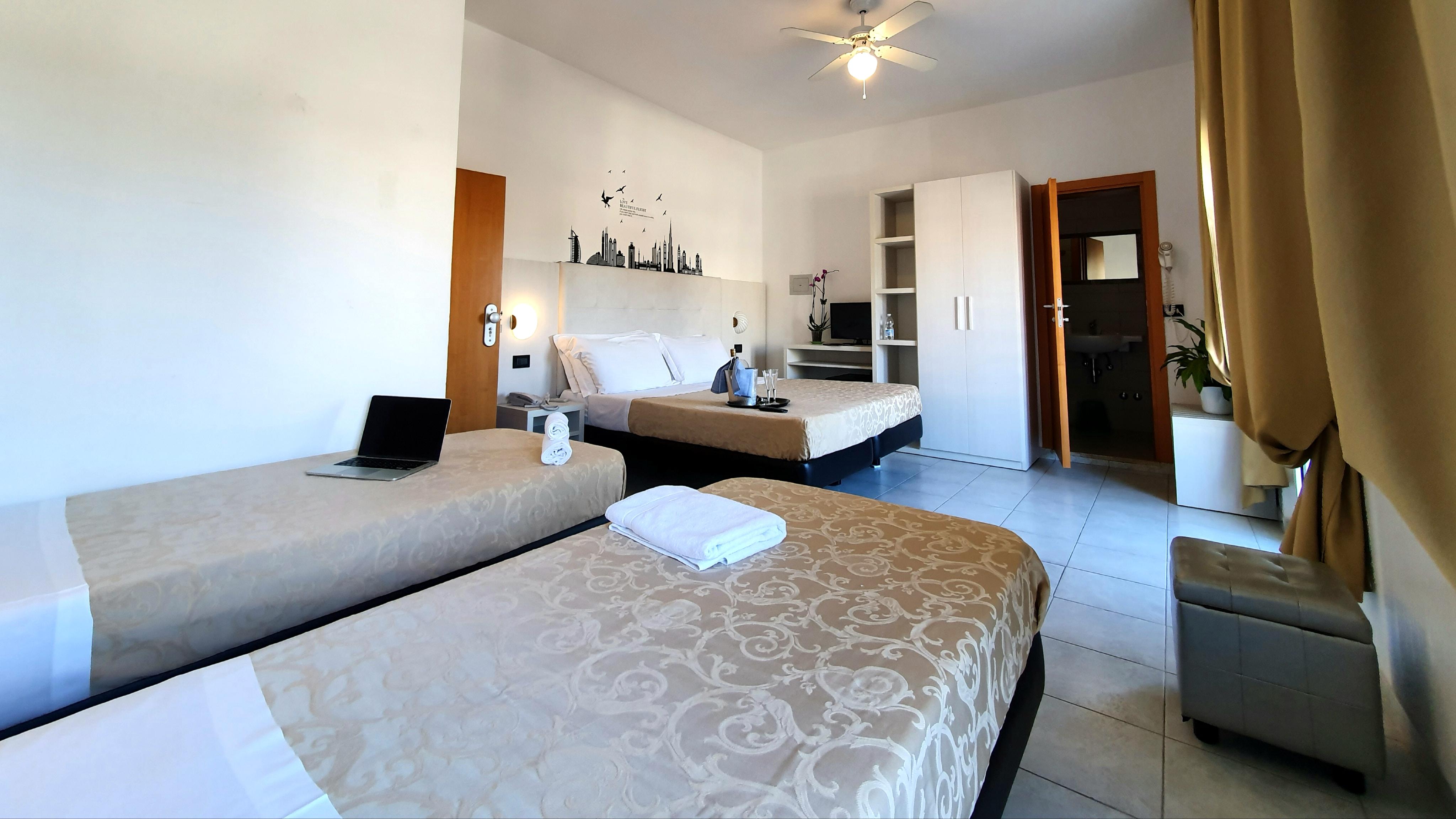 Hotel Marina Riccione Luaran gambar